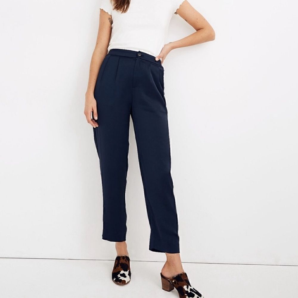 NWT Madewell drapey satin pleated trousers navy blue